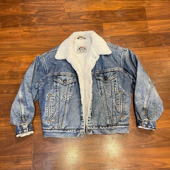 Signature by Levi Strauss Jackets & Blazers - Vintage 90s Levis Sherpa Lined Denim Trucker‎ Coat Jacket Men's Small USA Made